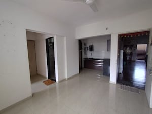 Room in 1 BHK Apartment at Pandit Javdekar Red Earth, Pirangut – for Rent