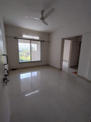 Room in 1 BHK Apartment at Pandit Javdekar Red Earth, Pirangut – for Rent