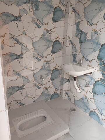 Bathroom in 3 BHK Independent House at Gomti Nagar – for Rent