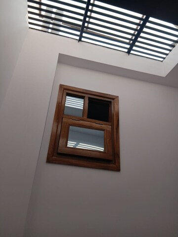 Room in 3 BHK Independent House at Gomti Nagar – for Rent