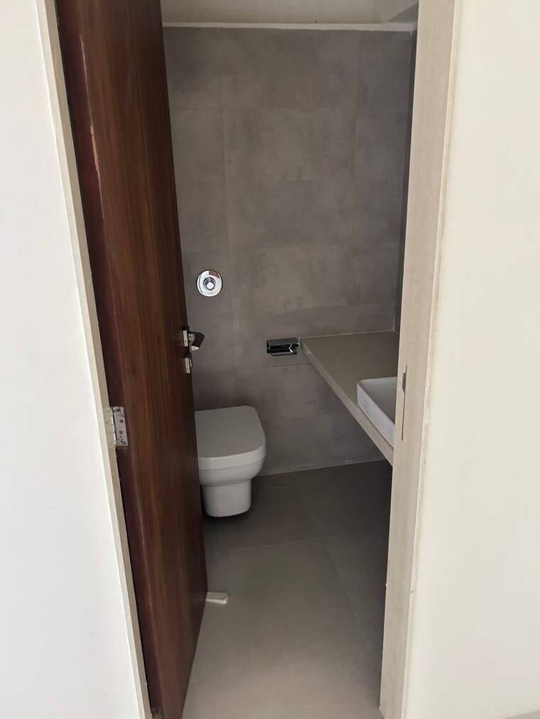 Attached Bathroom, lotus-sky-garden 3 Bedroom 942 Sq.Ft. Apartment In Malad West Mumbai 9479640