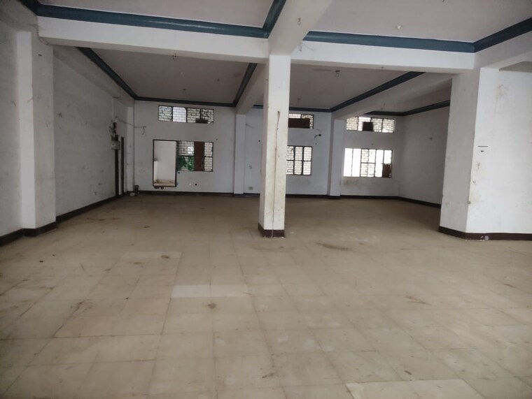  Parking, site 4 sahibabad Commercial Warehouse 6000 Sq.Ft. In Site 4 Sahibabad Ghaziabad 9479702