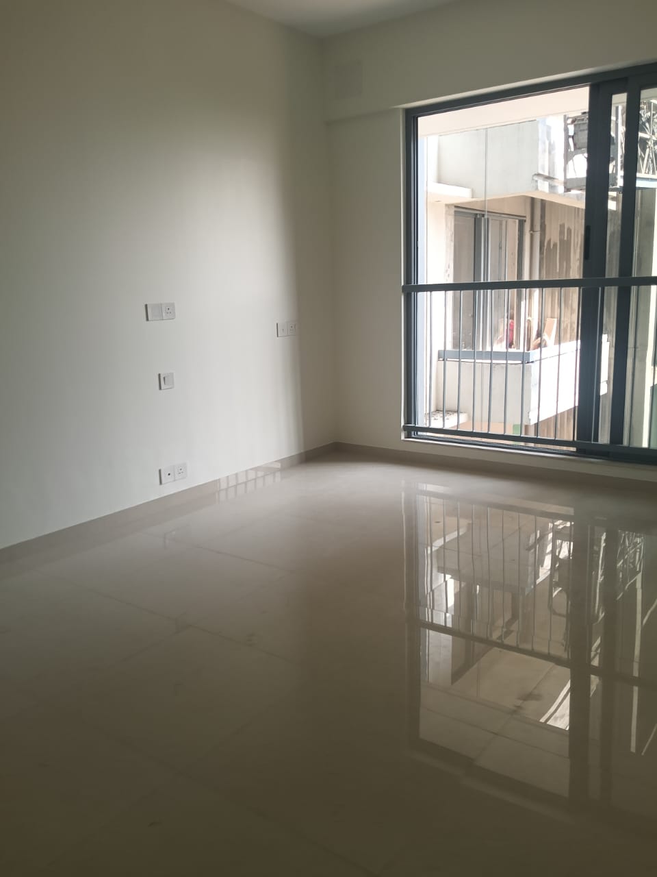 2 BHK Apartment For Sale in Kalpataru Elitus