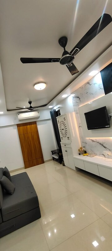 Team Area in 2 BHK Apartment at Hubtown Harmony, Matunga – for Rent