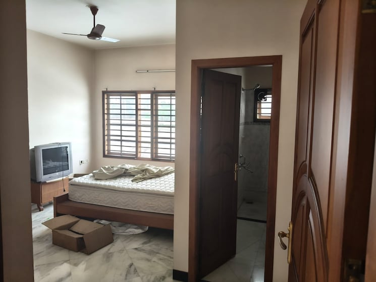 Bedroom, gulmohar park 4 Bedroom 425 Sq.Yd. Builder Floor In Gulmohar Park Delhi 9479743