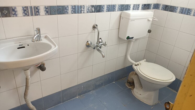 Bathroom, yash-ravi-park 2 Bedroom 1250 Sq.Ft. Villa In Hadapsar Pune 9479731