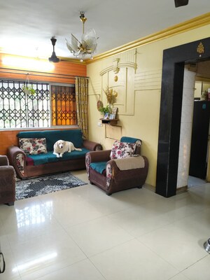 Living Room in 2 BHK Apartment at Mukund CHS Mulund, Mulund East – for Sale