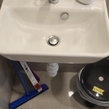 Furnished Amenities in 1 BHK Apartment at Hiranandani Solitaire Studio Apartment, Hiranandani Estate – for Rent