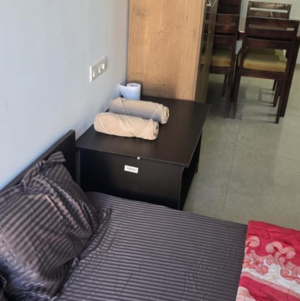Bedroom in 1 BHK Apartment at Hiranandani Solitaire Studio Apartment, Hiranandani Estate – for Rent