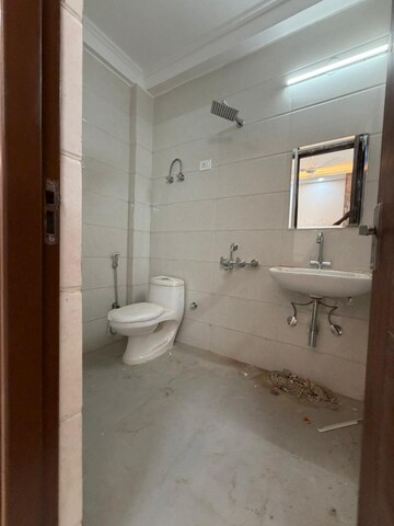 Bathroom in 1 BHK Builder Floor at Saket – for Rent