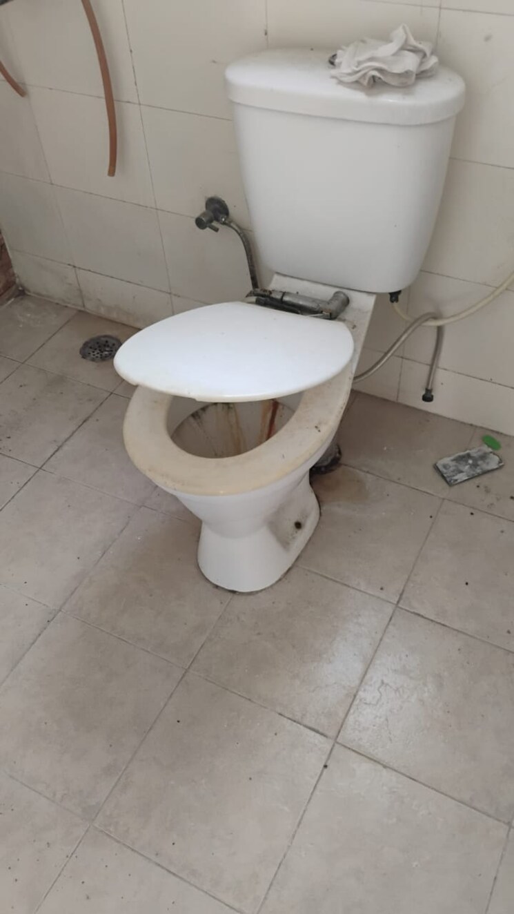 Attached Bathroom, puri-vip-floors 3 Bedroom 2700 Sq.Ft. Apartment In Sector 81 Faridabad 9479798