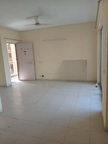 Room in 3 BHK Apartment at Puri Vip Floors, Sector 81 – for Sale