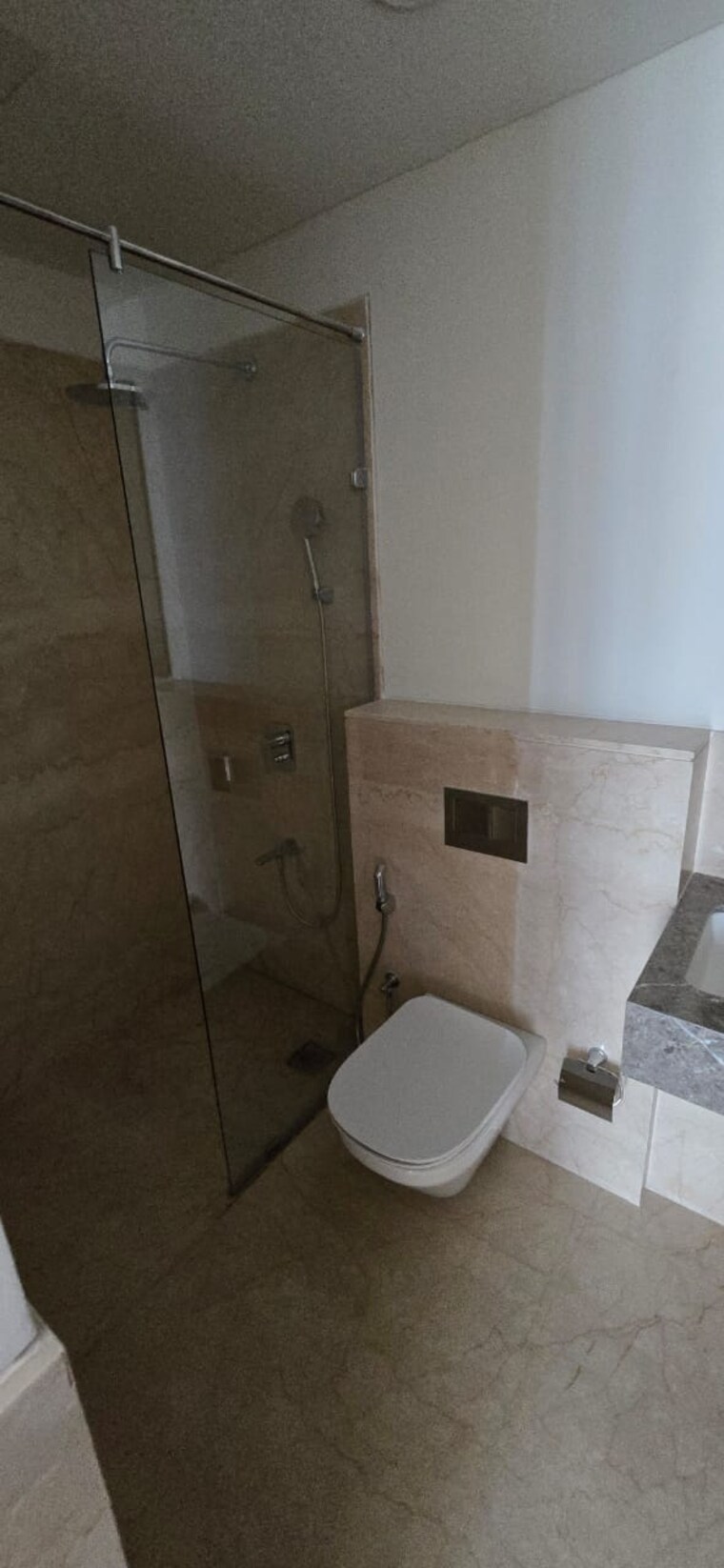 Bathroom, piramal-mahalaxmi 3 Bedroom 1050 Sq.Ft. Apartment In Mahalaxmi Mumbai 9479860
