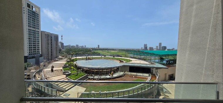 Swimming Pool, piramal-mahalaxmi 3 Bedroom 1050 Sq.Ft. Apartment In Mahalaxmi Mumbai 9479860