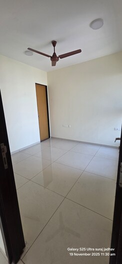 1 BHK + Study Room Apartment For Sale in Chandak 34 Park Estate