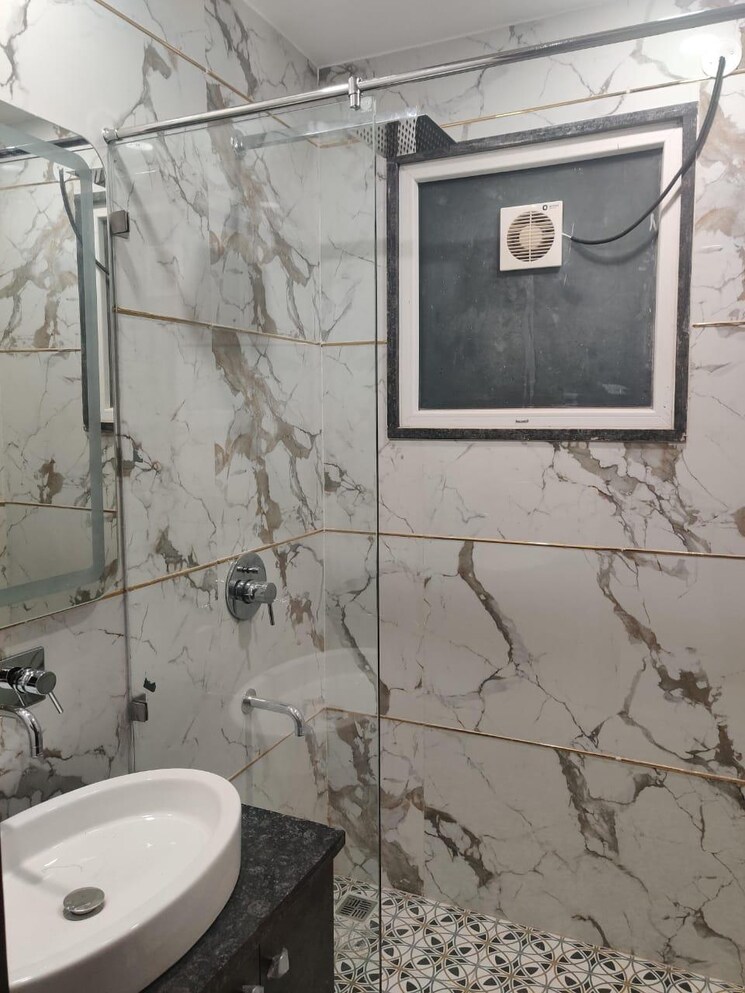 Bathroom, puri-vip-floors 4 Bedroom 4500 Sq.Ft. Apartment In Sector 81 Faridabad 9479874