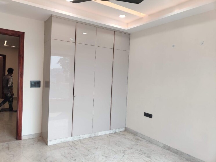 undefined, puri-vip-floors 4 Bedroom 4500 Sq.Ft. Apartment In Sector 81 Faridabad 9479874