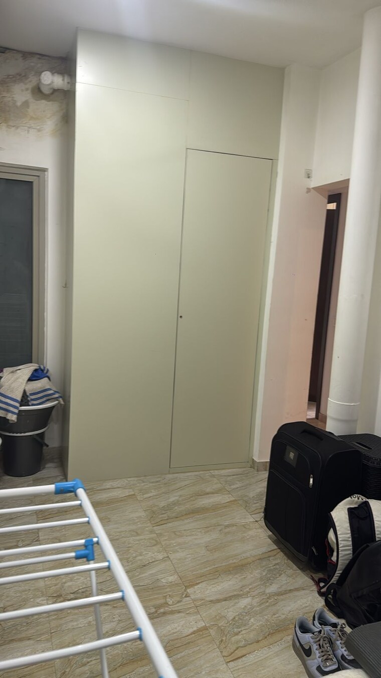  Parking, hiranandani-castle-rock 2 Bedroom 777 Sq.Ft. Apartment In Powai Mumbai 9479824