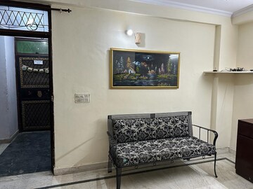 Bedroom in 1 BHK Builder Floor at Mehrauli – for Rent