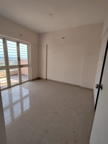 Room in 2 BHK Apartment at Pandit Javdekar Red Earth, Pirangut – for Rent