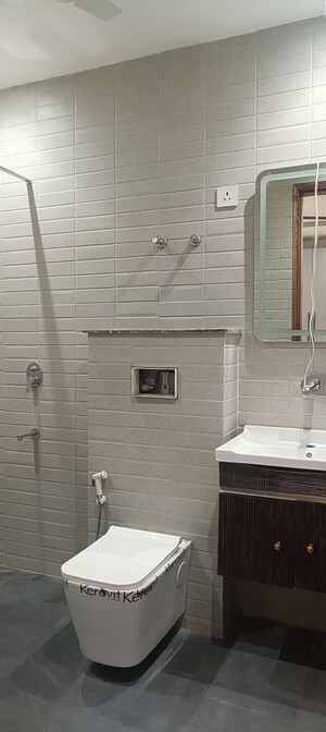 3 BHK Builder Floor – Exterior View View at Anand Vihar - for Rent