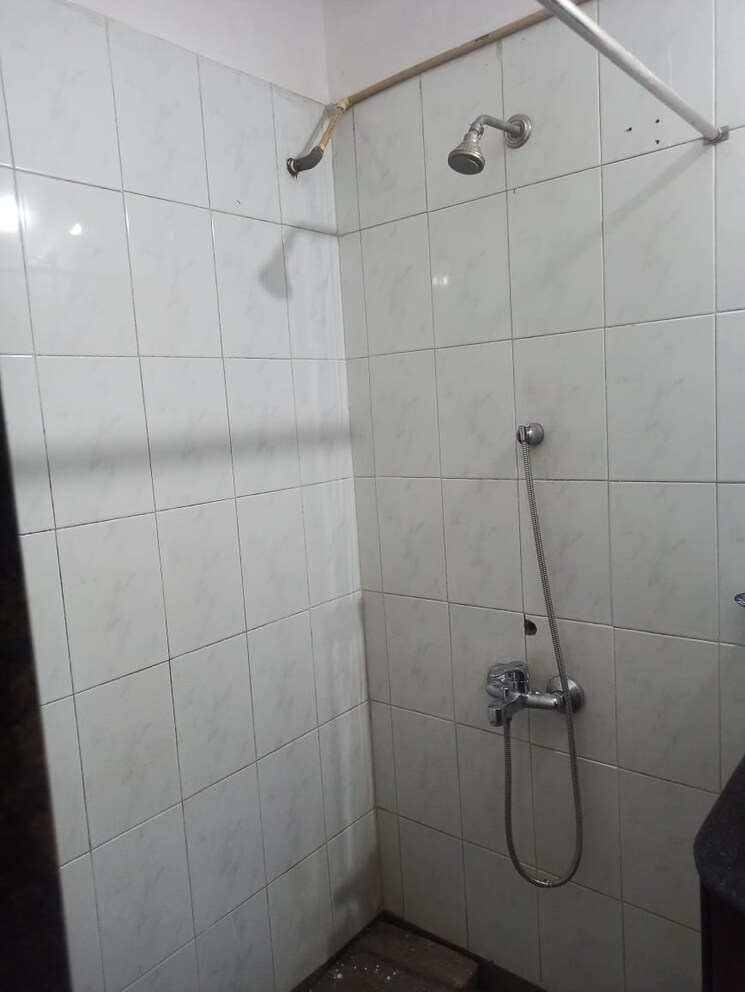 Bathroom, vanaz-corner 3 Bedroom 1259 Sq.Ft. Apartment In Kothrud Pune 9479863