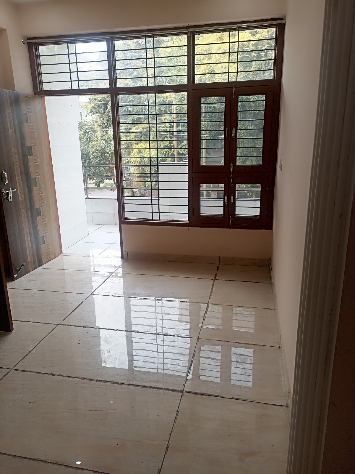 2 BHK + Extra Room Independent House For Rent in RWA Apartments Sector 52