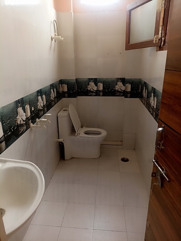 Master Bedroom, rwa-apartments-sector-52 2 Bedroom 112 Sq.Mt. Independent House In Sector 52 Noida 9479913