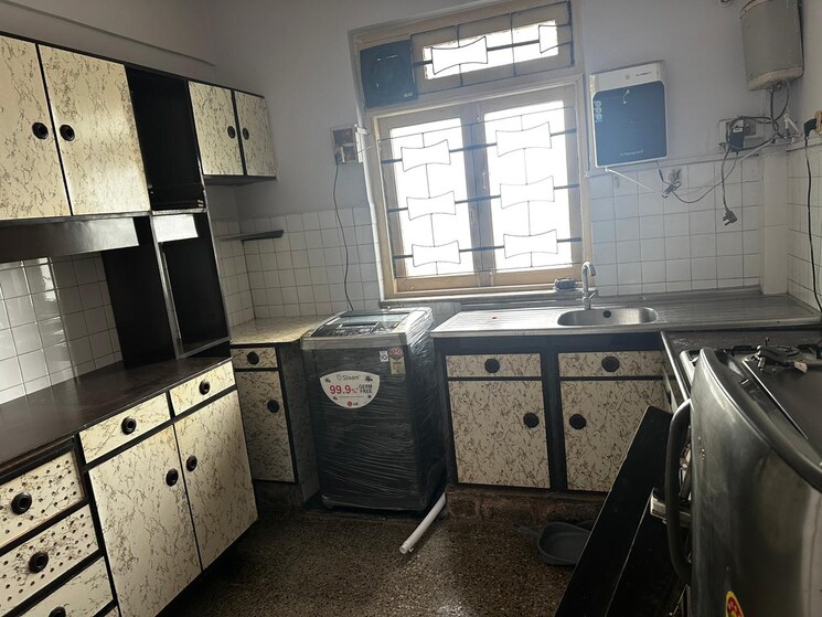 Team Area, vitthal-krupa-building 1 Bedroom 400 Sq.Ft. Apartment In Vakola Mumbai 9479952