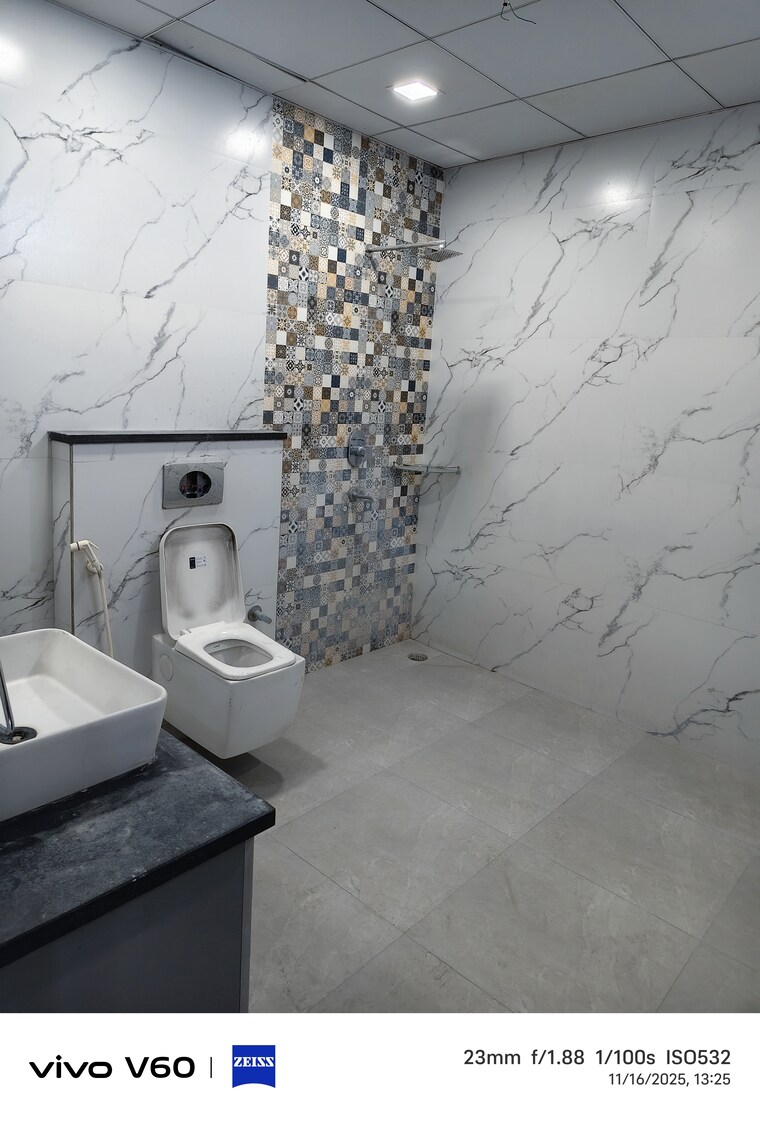 Bathroom, sector 36 2.5 Bedroom 1500 Sq.Ft. Independent House In Sector 36 Noida 9479954