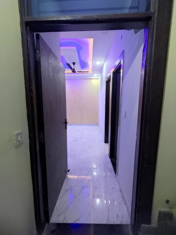 3 BHK Apartment For Rent in Mahagun Mahagunpuram II, Lal Kuan