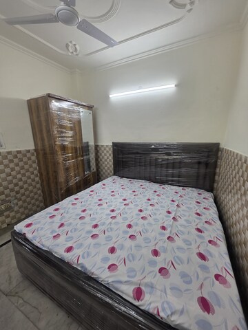 Bedroom in 1 BHK Builder Floor at Subhash Nagar – for Rent