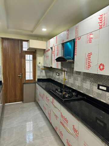 Kitchen in 3 BHK Independent House at Sector 41 – for Rent