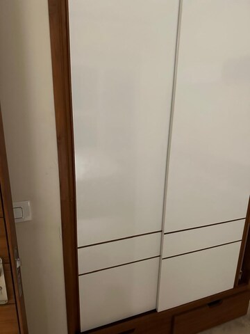 Furnished Amenities in 3 BHK Independent House at Sector 6 – for Rent