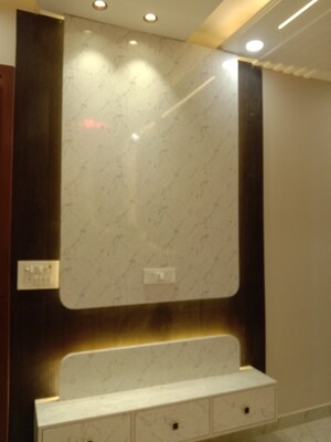 Furnished Amenities in 2 BHK Builder Floor at Dwarka Mor – for Sale