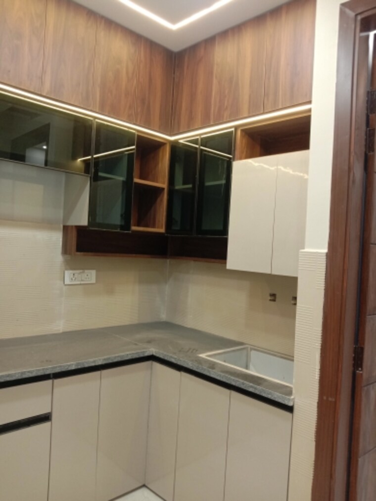 Kitchen, dwarka mor 2 Bedroom 360 Sq.Ft. Builder Floor In Dwarka Mor Delhi 9480034