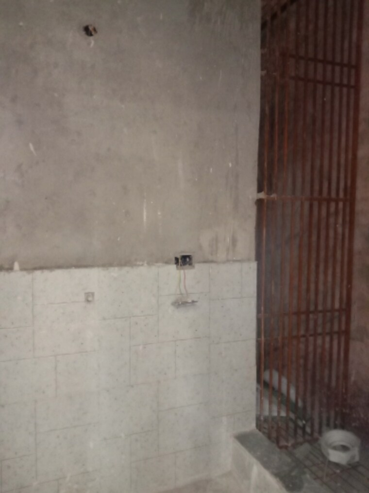 Bathroom, dwarka mor 2 Bedroom 360 Sq.Ft. Builder Floor In Dwarka Mor Delhi 9480034