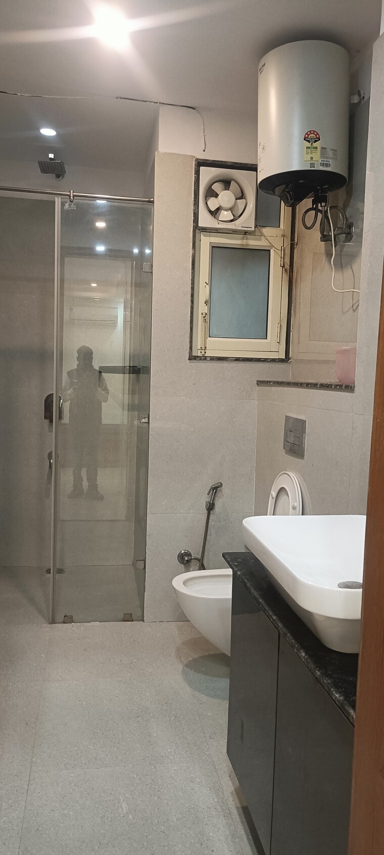 Bathroom, sector 26 3.5 Bedroom 250 Sq.Mt. Villa In Sector 26 Noida 9480037
