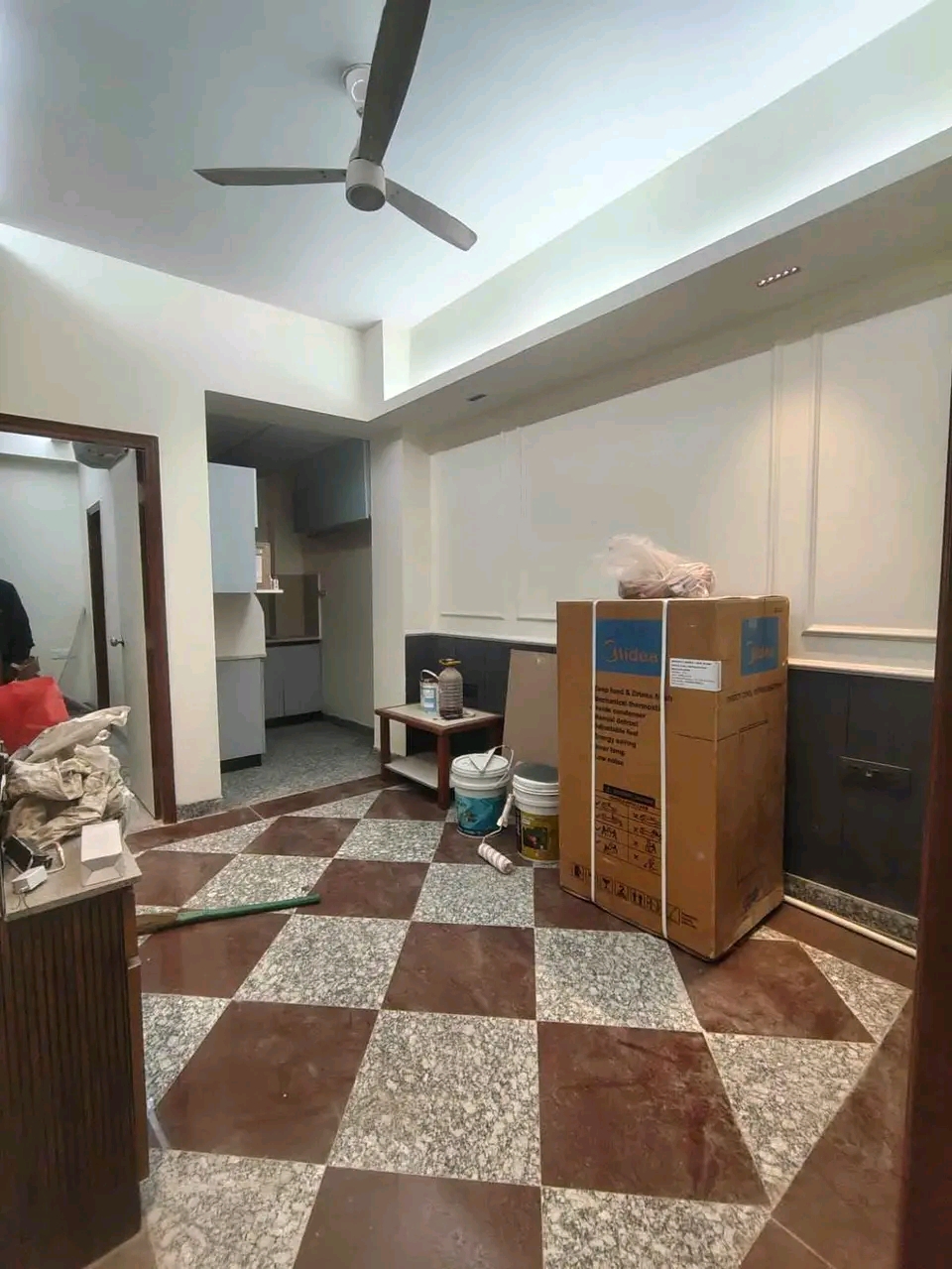 2 BHK + Servant Room Builder Floor For Rent in Chhatarpur Enclave 