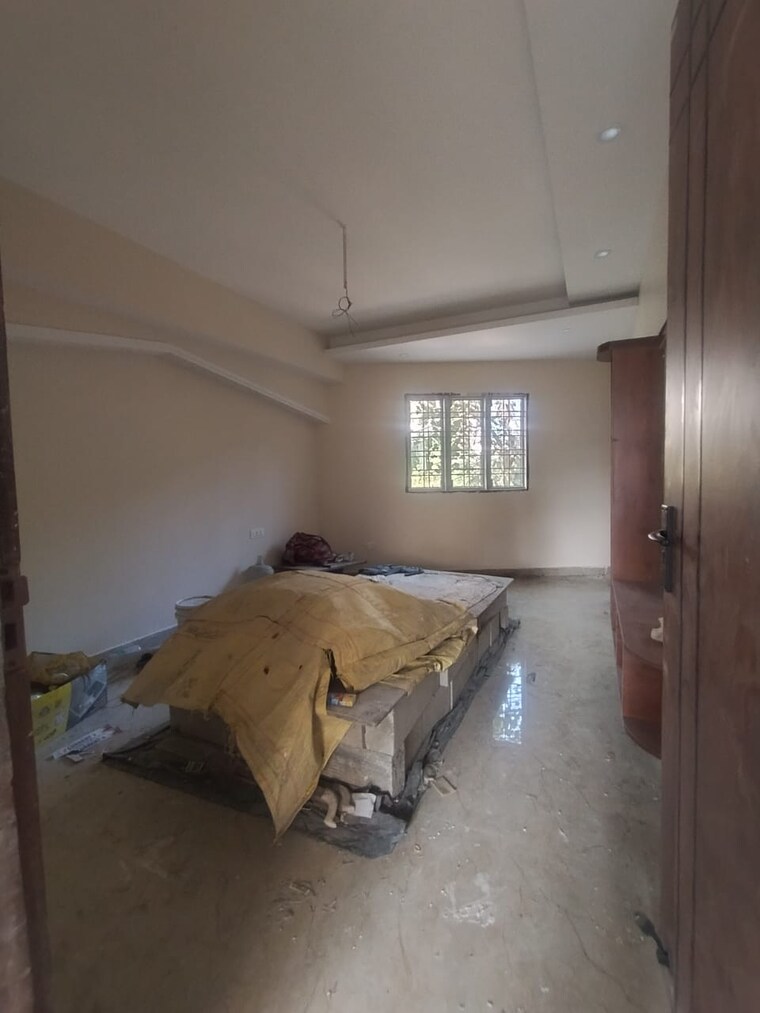 Living Room, sahastradhara road 5 Bedroom 111 Sq.Yd. Builder Floor In Sahastradhara Road Dehradun 9480041