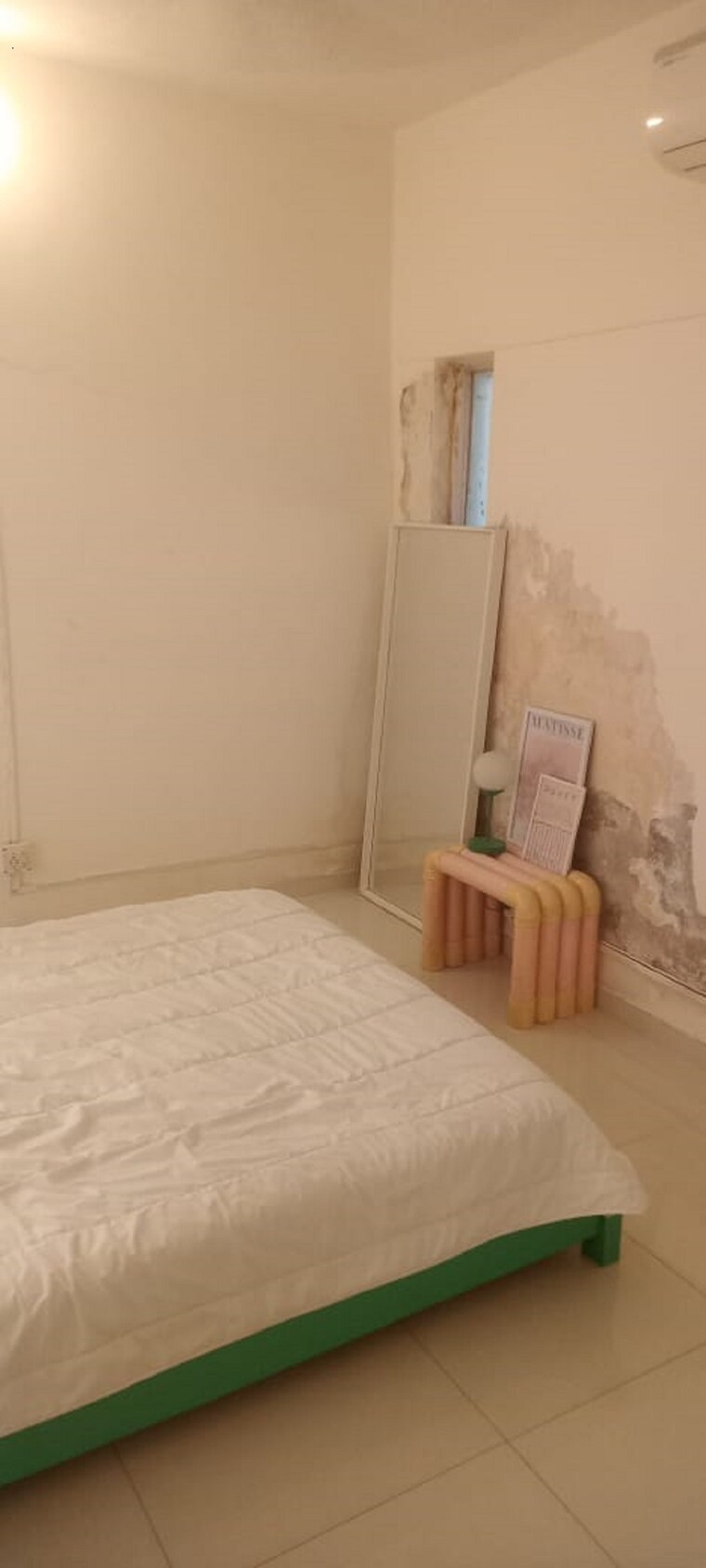 Bedroom, bandra west 1 Bedroom 500 Sq.Ft. Apartment In Bandra West Mumbai 9480057