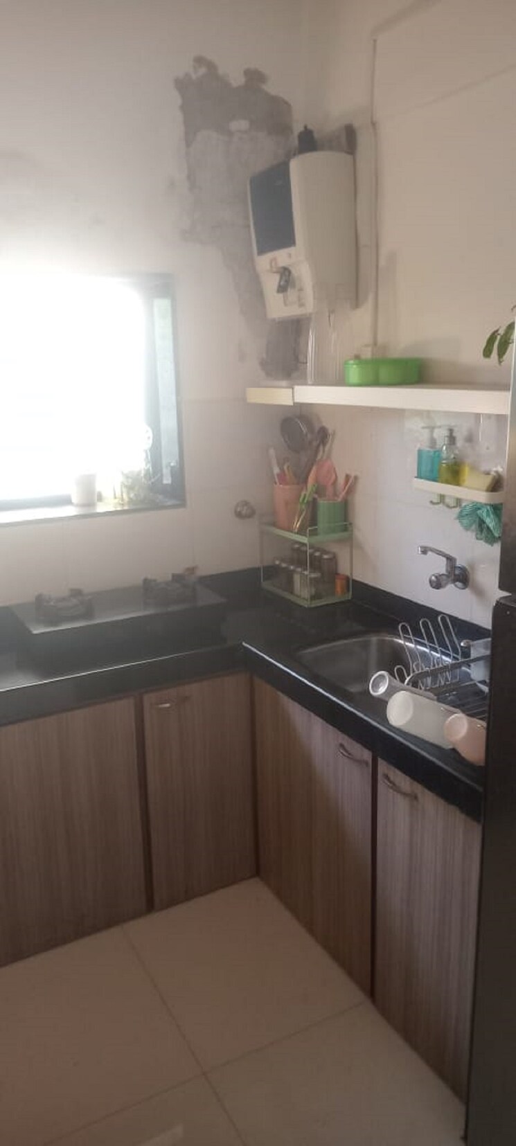 Kitchen, bandra west 1 Bedroom 500 Sq.Ft. Apartment In Bandra West Mumbai 9480057