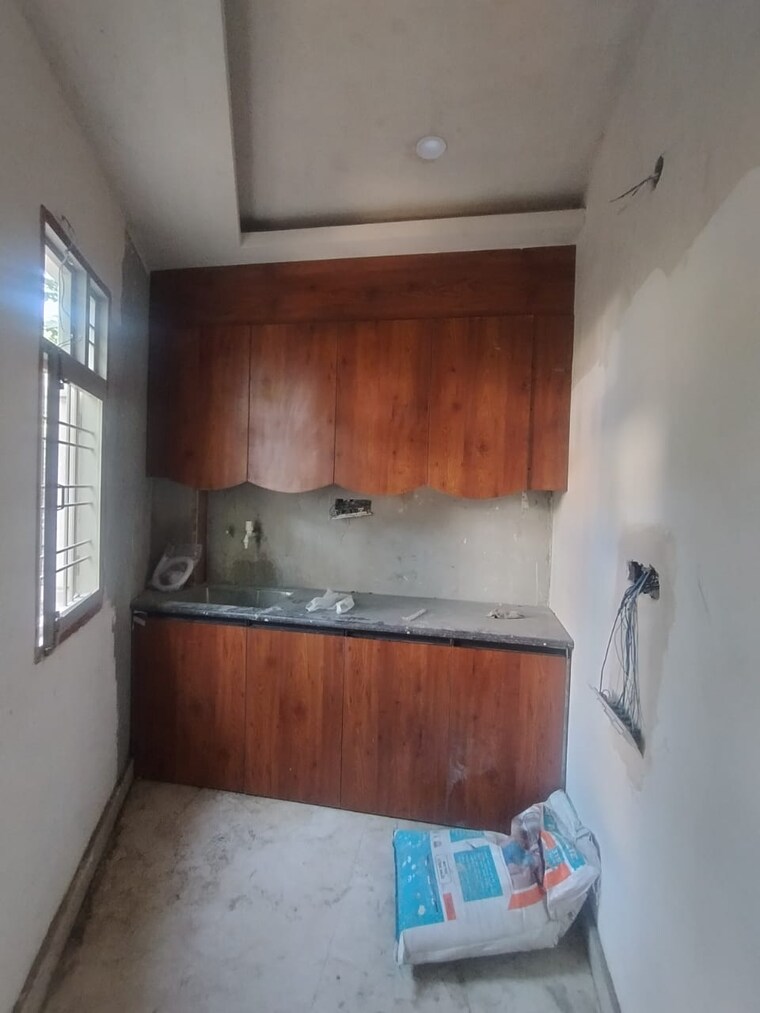 undefined, sahastradhara road 5 Bedroom 111 Sq.Yd. Independent House In Sahastradhara Road Dehradun 9480090