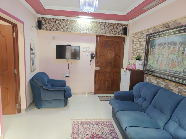 Living Room, shashtri nagar 1 Bedroom 450 Sq.Ft. Apartment In Shashtri Nagar Mumbai 9480114