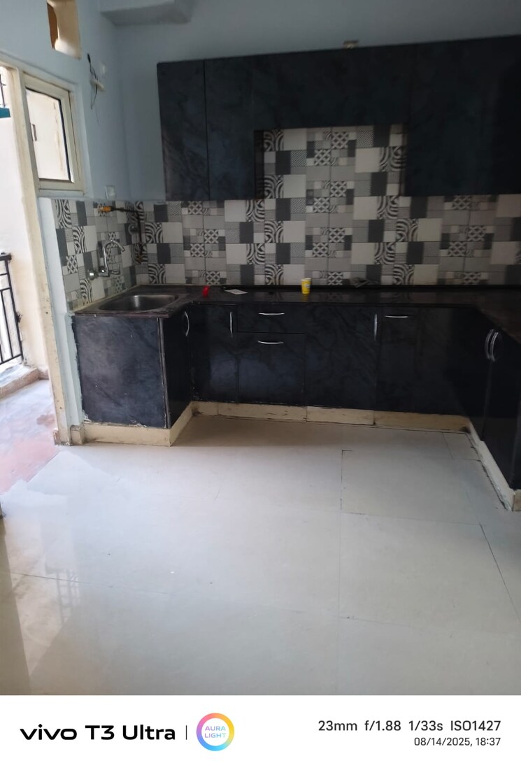 Kitchen, maxblis-grand-wellington 1 Bedroom 615 Sq.Ft. Apartment In Sector 75 Noida 9480304