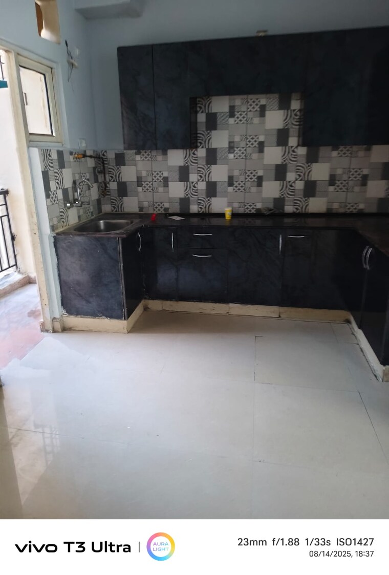 Kitchen, maxblis-grand-wellington 1 Bedroom 615 Sq.Ft. Apartment In Sector 75 Noida 9480390