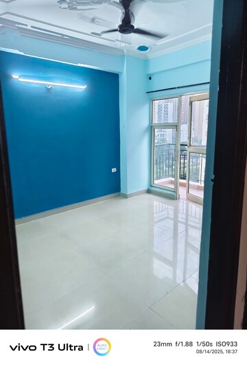 Room in 1 BHK Apartment at Maxblis Grand Wellington, Sector 75 – for Rent