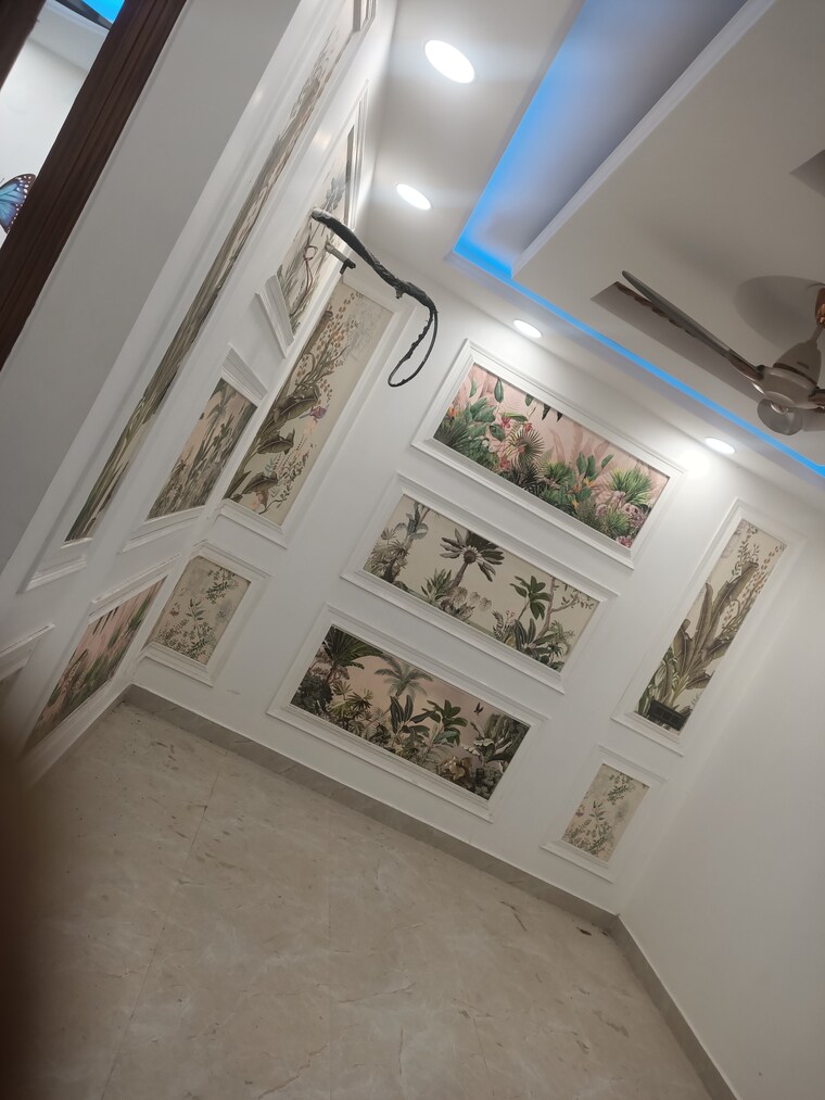 undefined, govindpuri 3 Bedroom 810 Sq.Ft. Builder Floor In Govindpuri Delhi 9480139