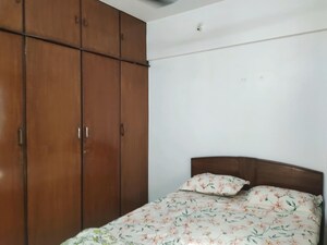 1 BHK Apartment For Rent in Silver Square CHS Ltd, Santacruz East