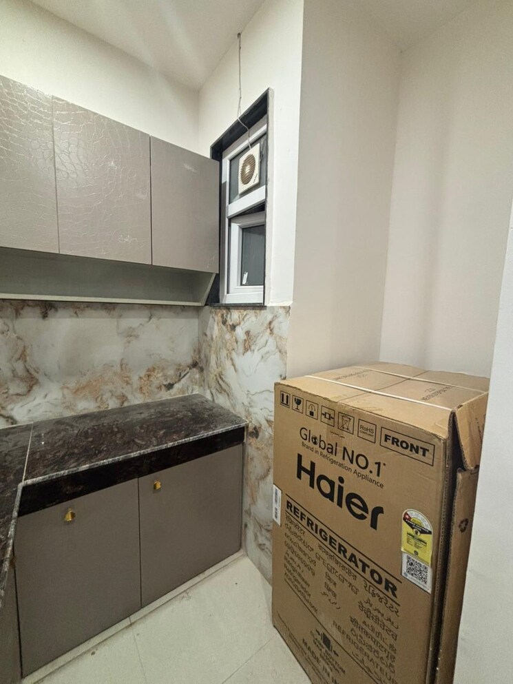 Kitchen, ansal-sushant-lok-i 1 RK 300 Sq.Ft. Builder Floor In Sector 43 Gurgaon 9480644